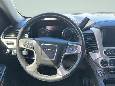 Used 2020 GMC Yukon Denali AWD/4WD image 14