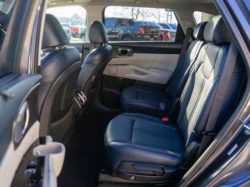 Certified 2024 Kia Sorento SX Prestige image 14