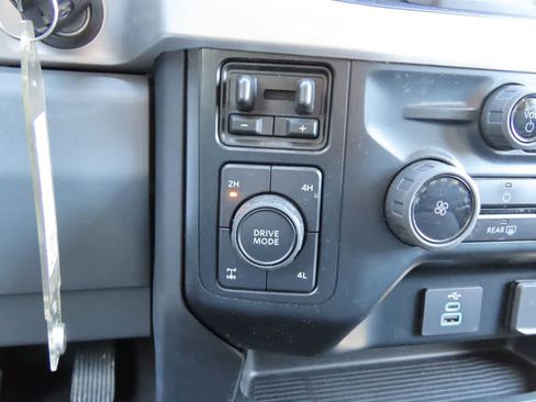 Used 2023 Ford F250 XL w/ STX Appearance Package AWD/4WD image 21