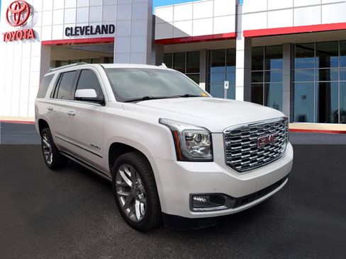 Used 2019 GMC Yukon Denali w/ Denali Ultimate Package RWD image 2