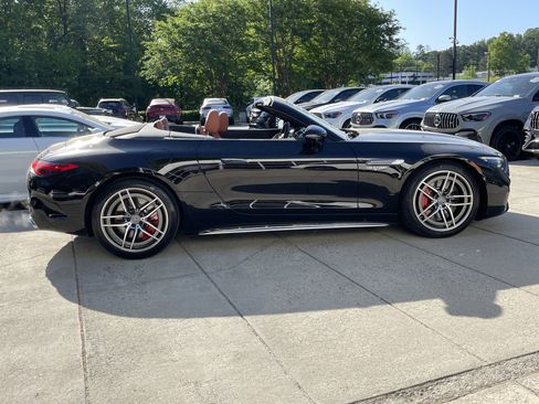 Certified 2023 Mercedes-Benz SL 55 AMG 4MATIC image 10