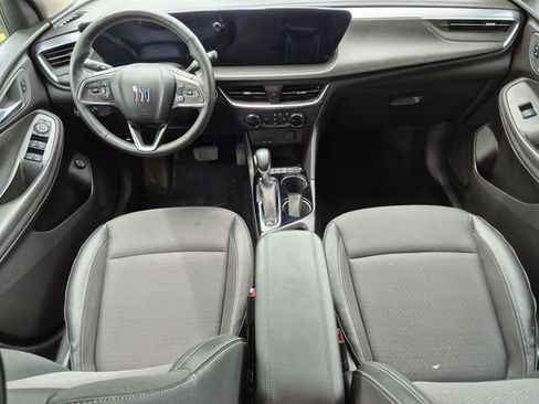Used 2024 Buick Encore GX Preferred w/ Comfort Package FWD image 16
