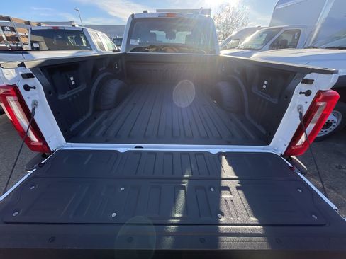 New 2026 Ford F250 XL w/ XL Chrome Package image 27