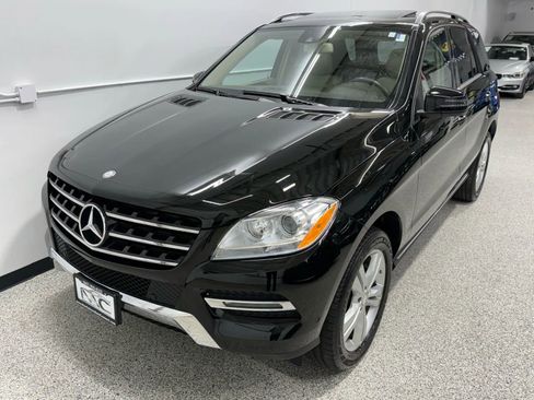 Used 2014 Mercedes-Benz ML 350 4MATIC w/ Premium 1 Package image 7