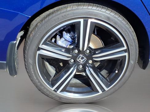 Used 2025 Honda Accord Sport image 6