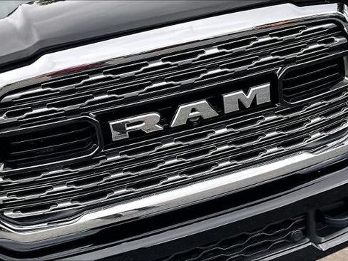 Used 2024 RAM 3500 Limited AWD/4WD image 33