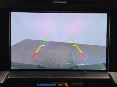 Used 2018 Ford F150 Lariat w/ Equipment Group 502A Luxury image 24