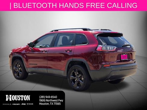 Used 2020 Jeep Cherokee Latitude Plus AWD/4WD image 6