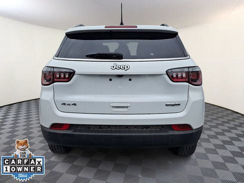 Used 2022 Jeep Compass Latitude AWD/4WD image 8
