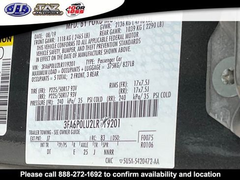 Used 2020 Ford Fusion SE image 16