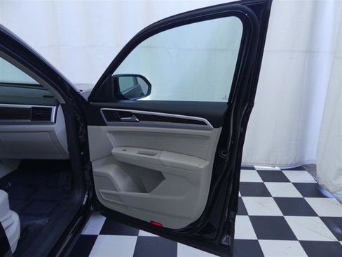 Used 2022 Volkswagen Atlas SE AWD/4WD image 24
