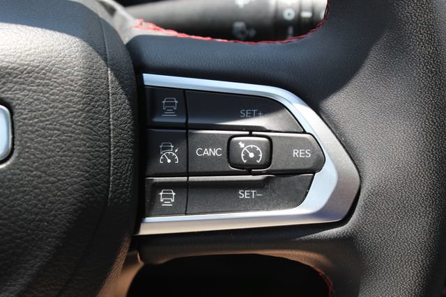 Used 2025 Jeep Compass Trailhawk AWD/4WD image 22