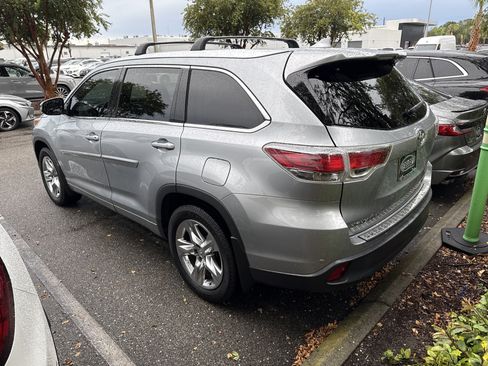 Used 2015 Toyota Highlander Limited AWD/4WD image 3