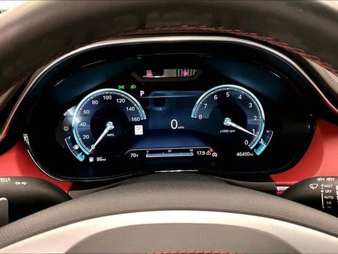 Used 2023 Genesis GV70 2.5T w/ Sport Prestige Package image 29