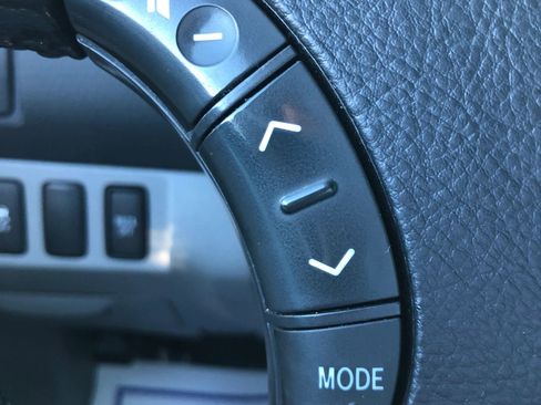 Used 2011 Toyota Tacoma 4x4 Double Cab image 15