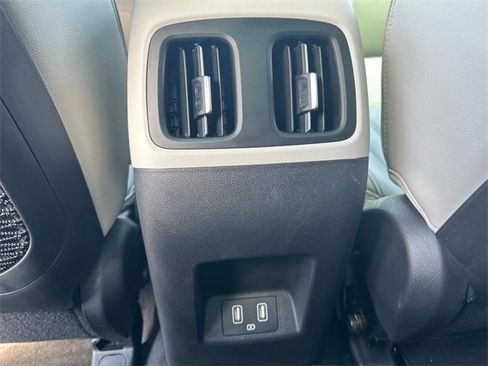 Certified 2022 Hyundai Tucson Limited image 15