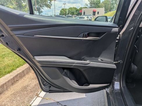 Used 2025 Toyota Camry LE FWD image 27