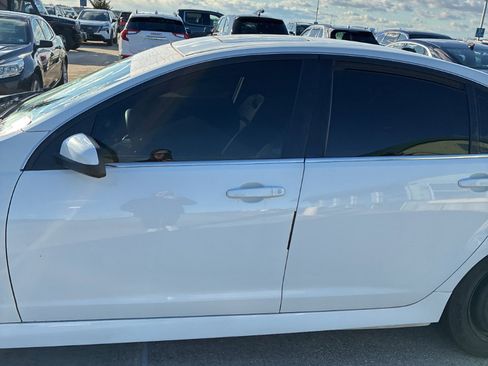 Used 2009 Pontiac G8 w/ Comfort And Sound Package image 10