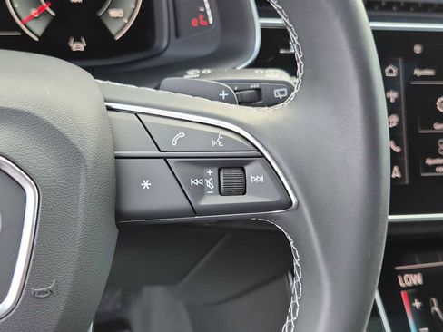 Used 2025 Audi Q7 2.0T Premium w/ Convenience Plus Package image 22