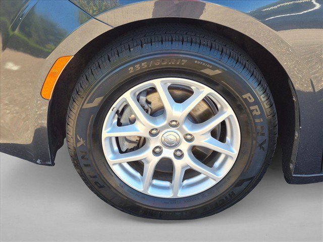 Used 2020 Chrysler Pacifica Touring-L FWD image 23