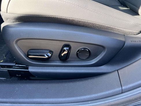 Used 2023 Lexus ES 350 w/ Premium Package image 19