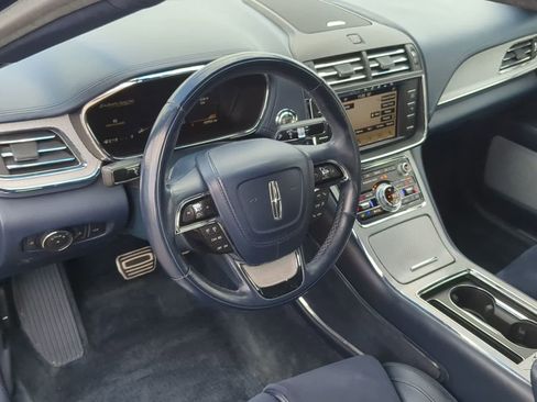 Used 2017 Lincoln Continental Black Label w/ Climate Package AWD/4WD image 10