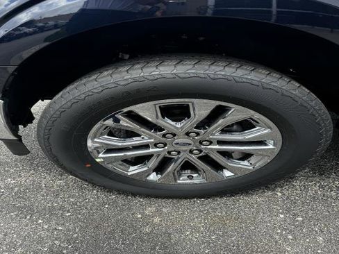 New 2025 Ford F150 Lariat w/ Equipment Group 501A Mid image 10