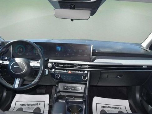 Used 2025 Hyundai Sonata SEL FWD image 6