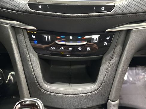 Used 2023 Cadillac XT5 Premium Luxury w/ Technology Package AWD/4WD image 28