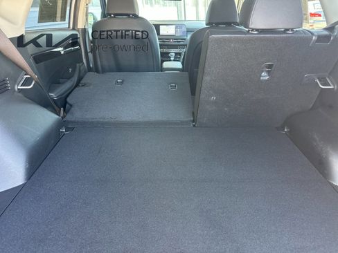 Certified 2024 Kia Seltos EX FWD image 16