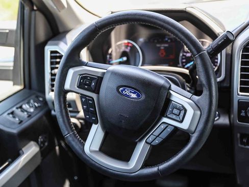 Used 2018 Ford F250 Lariat w/ Lariat Ultimate Package AWD/4WD image 15