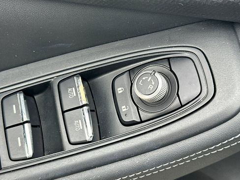 Used 2022 Subaru Forester Touring AWD/4WD image 12