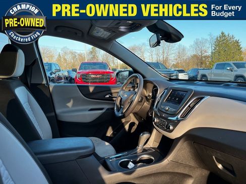 Used 2020 Chevrolet Equinox LT w/ Driver Convenience Package image 36