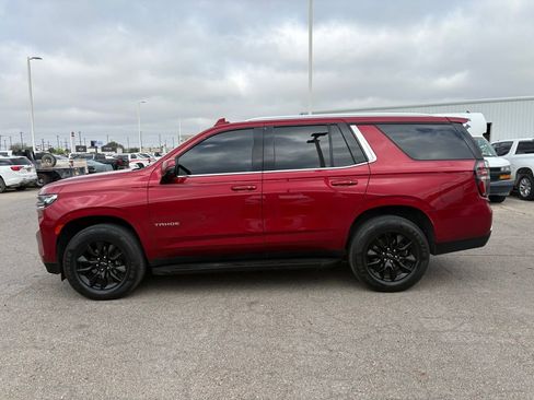 Used 2021 Chevrolet Tahoe LT w/ Luxury Package image 2