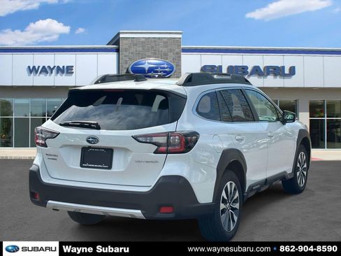 Certified 2025 Subaru Outback Limited AWD/4WD image 4
