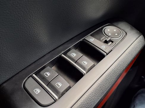 Used 2022 Kia Soul Turbo FWD image 25