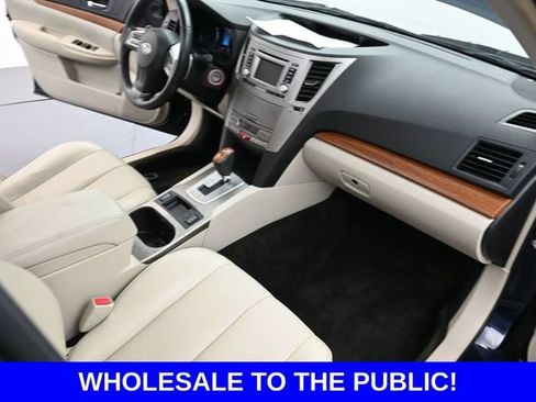 Used 2013 Subaru Outback 3.6R Limited w/ Moonroof Pkg AWD/4WD image 29