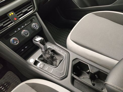 Used 2022 Volkswagen Taos S image 26