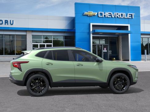 New 2026 Chevrolet Trax ACTIV w/ Driver Confidence Package FWD image 29