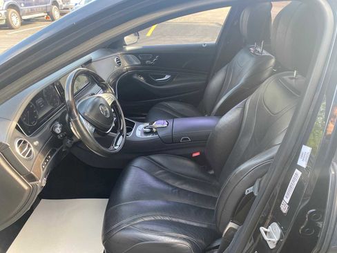 Used 2016 Mercedes-Benz S 550 4MATIC Sedan image 9