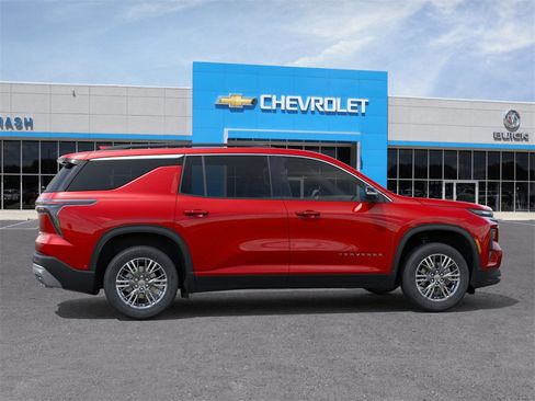 New 2026 Chevrolet Traverse LT w/ Driver Confidence Package image 5