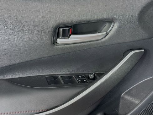 Used 2025 Toyota Corolla SE image 23