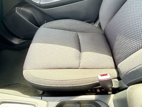 Used 2018 Subaru Forester 2.5i Premium AWD/4WD image 17