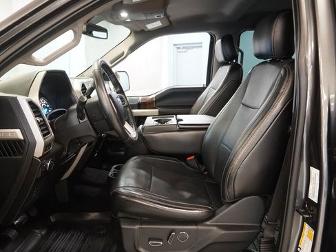 Used 2017 Ford F150 Lariat AWD/4WD image 5