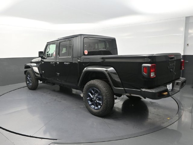 New 2026 Jeep Gladiator Sport AWD/4WD image 6