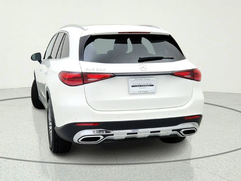 Used 2026 Mercedes-Benz GLC 300 image 11