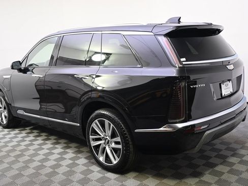 New 2027 Cadillac Vistiq Luxury w/ LPO, Floor Liner Package AWD/4WD image 3