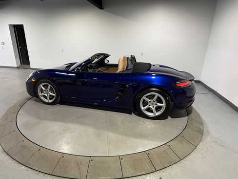 Used 2022 Porsche 718 Boxster image 25