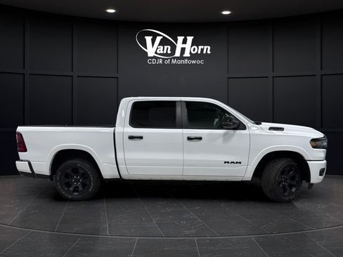 Used 2025 RAM 1500 Big Horn AWD/4WD image 8
