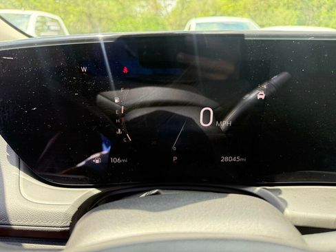 Used 2024 Buick Encore GX Sport Touring w/ Experience Buick Package FWD image 4